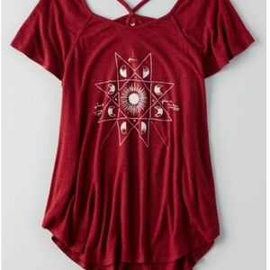 American Eagle Graphic Jegging T-Shirt-Moon Red